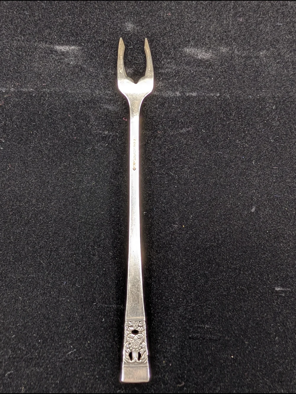 Oneida Community Silver Plate Coronation Pickle/Olive Cocktail Fork Vintage 1936